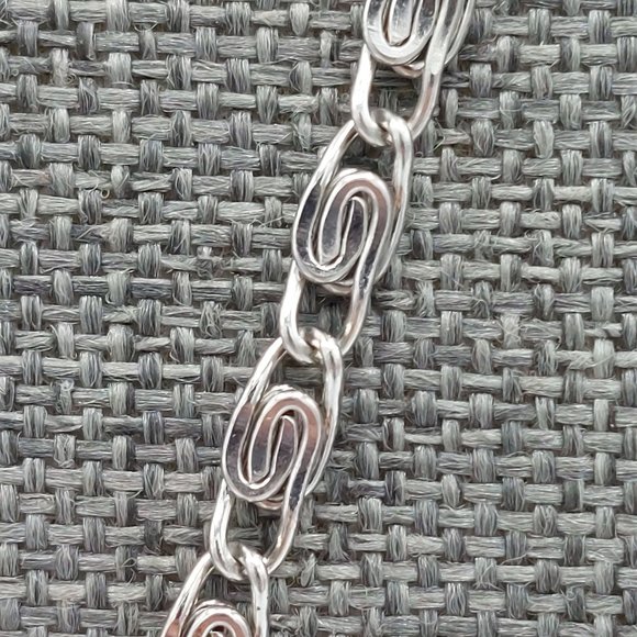 Necklace Moon and Sunset Pendant Silver Toned Decorative Link Chain 18" + 2" Ext - Picture 6 of 8